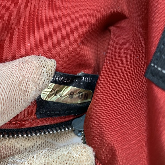 012 Authentic Chanel Coin Purse Hologram:5931571 - Picture 4 of 7